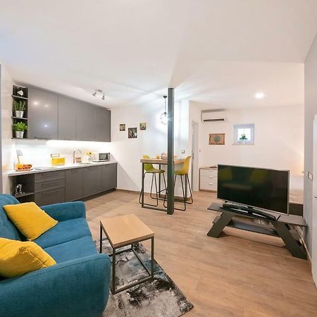 Mariva Downtown Studio Rovinj Bagian luar foto