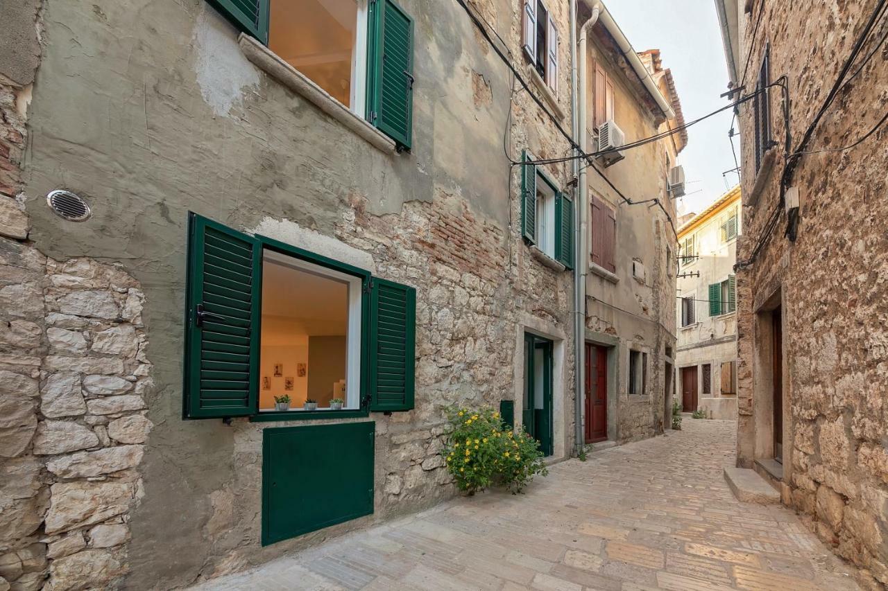 Mariva Downtown Studio Rovinj Bagian luar foto